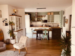 Logement F3 moderne, un petit paradis a Paris !